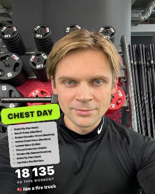 Chest/shoulders/triceps